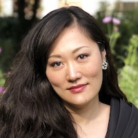 湯川亜也子（メゾソプラノ）<br>Ayako Yukawa, <i>mezzosoprano</i>