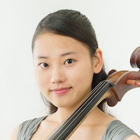 香月 麗（チェロ）Urara Katsuki, <i>cello</i>