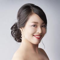 山下裕賀（メゾソプラノ）Hiroka Yamashita <i>mezzosoprano</i>